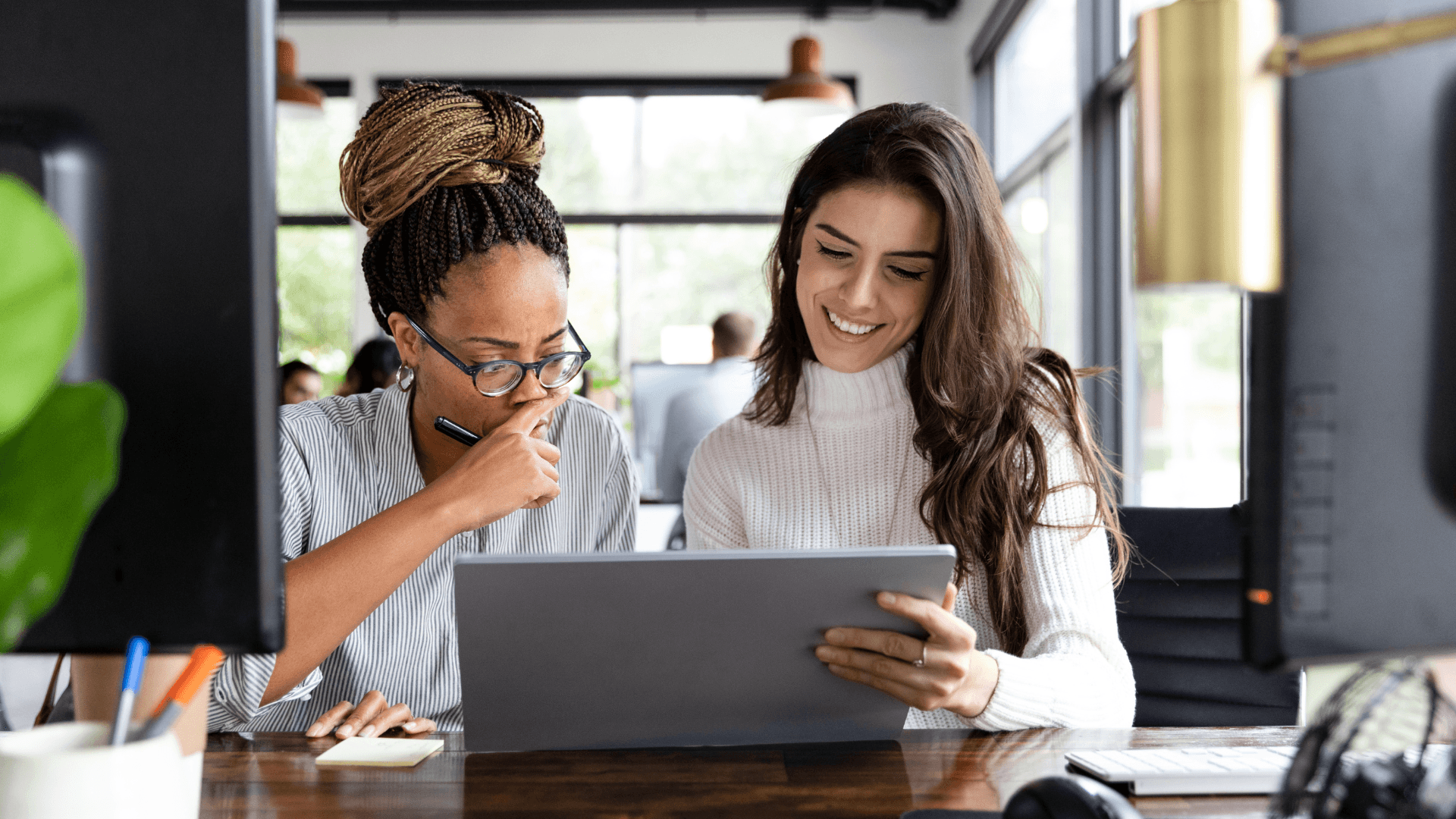 Comunicação interna nas empresas: tipos, como fazer e exemplos práticos!